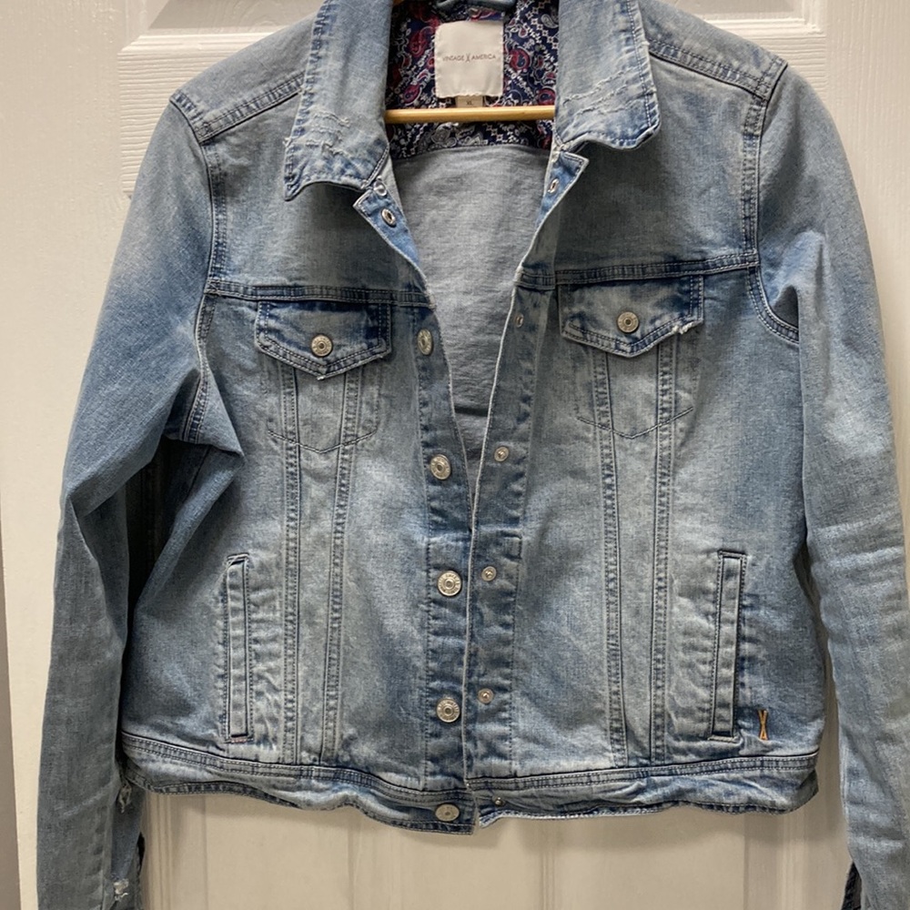 Vintage America distressed women jeans jacket size XL